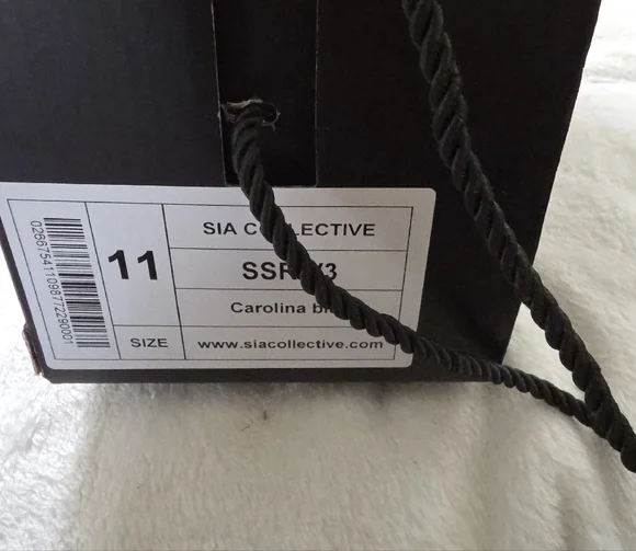 Stylish Blue and White Men's Sneakers - Picture 10 of 12